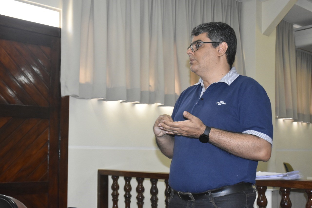 Camacã: Sala do Empreendedor promove encontro entre SEBRA e comerciantes

